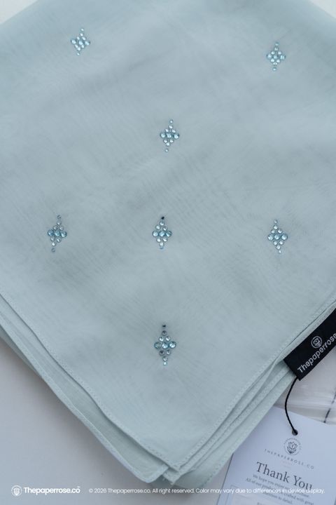 DSC07927 FULL RES JAZMINE HAZY BLUE