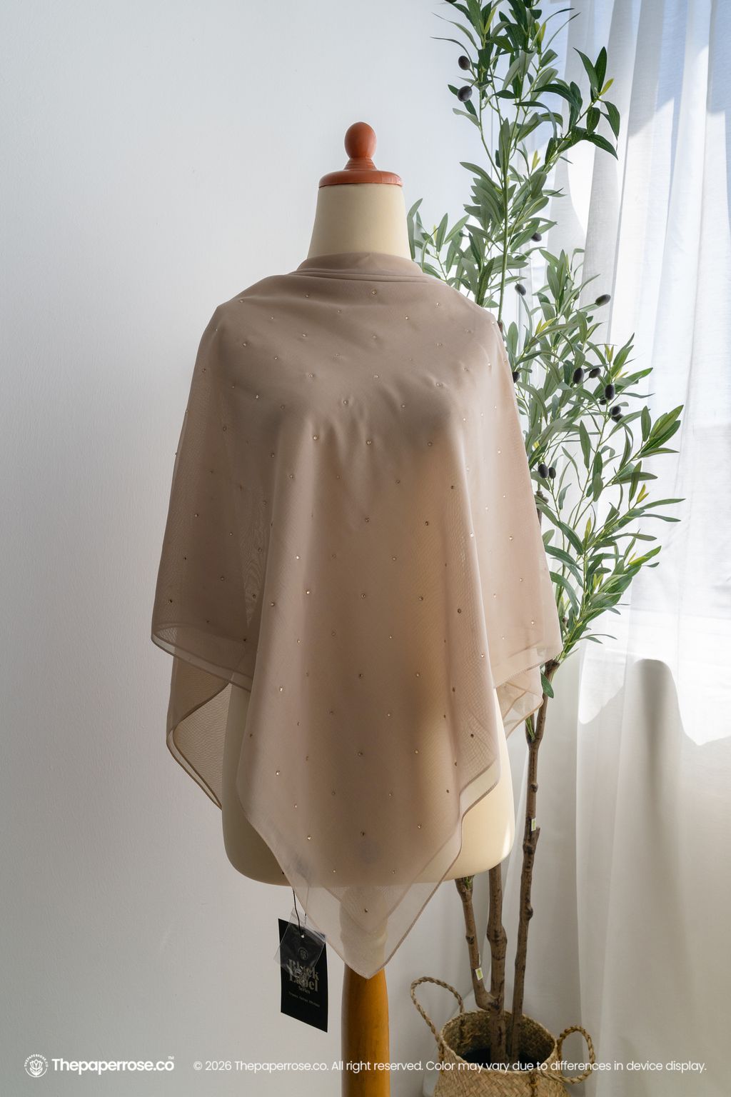 DSC08011 FULL RES ZIRENNIA MUTED ROSEWOOD