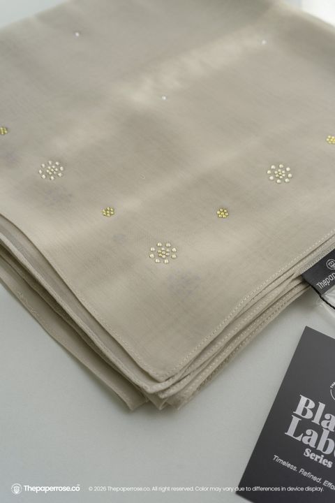 DSC08086 FULL RES AMORA OYSTER GRAY