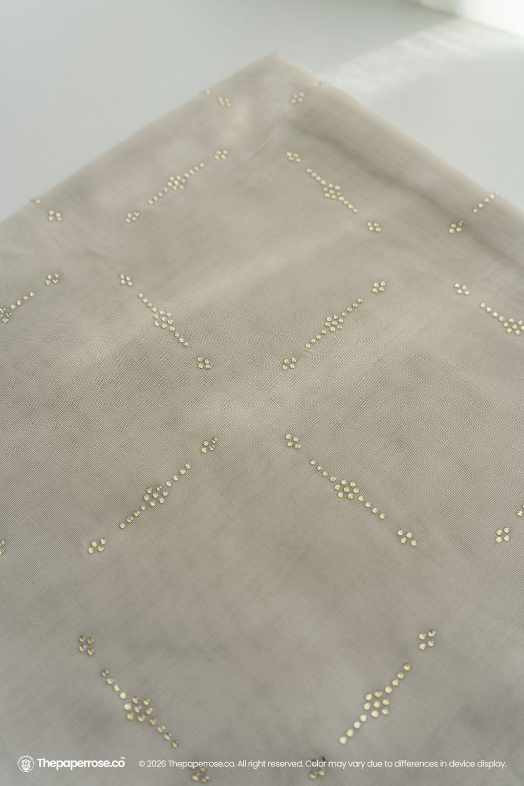 DSC08092 FULL RES ERYNNE OYSTER GRAY