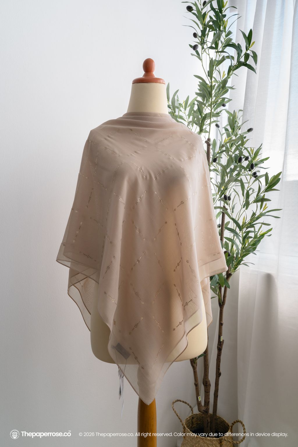 DSC08060 FULL RES ERYNNE MUTED ROSEWOOD X2