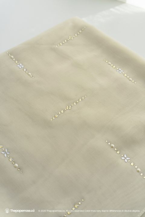 DSC08104 FULL RES ELODIE OLD CHAMPAGNE