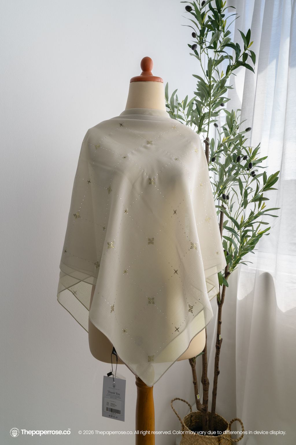 DSC08075 FULL RES ADELLE OYSTER GRAY X3