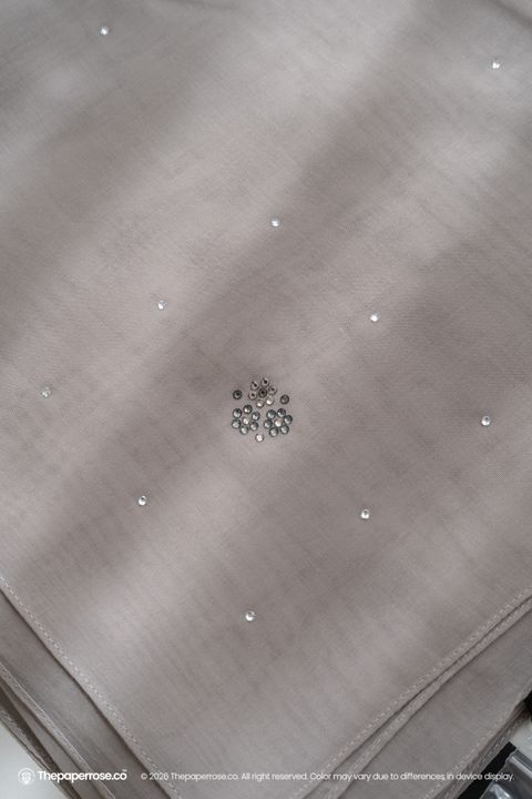 DSC08144 FULL RES HAILEY GREIGE