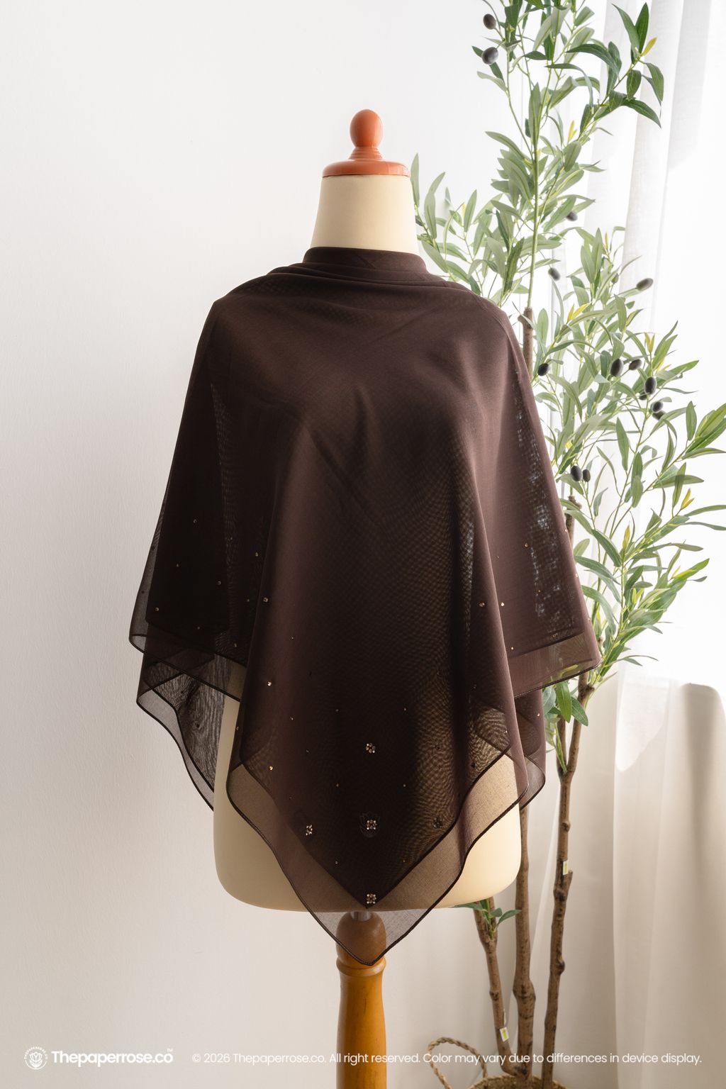 DSC08175 FULL RES AVELYN BRUNETTE