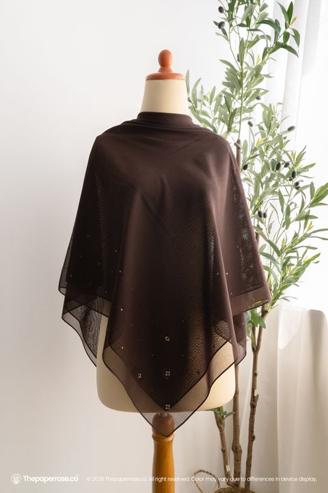 DSC08175 FULL RES AVELYN BRUNETTE