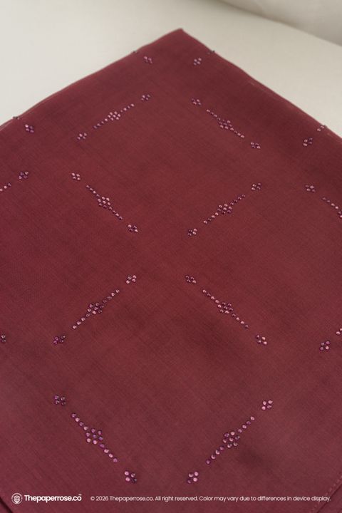 DSC08212 FULL RES ERYNNE WINE BERRY