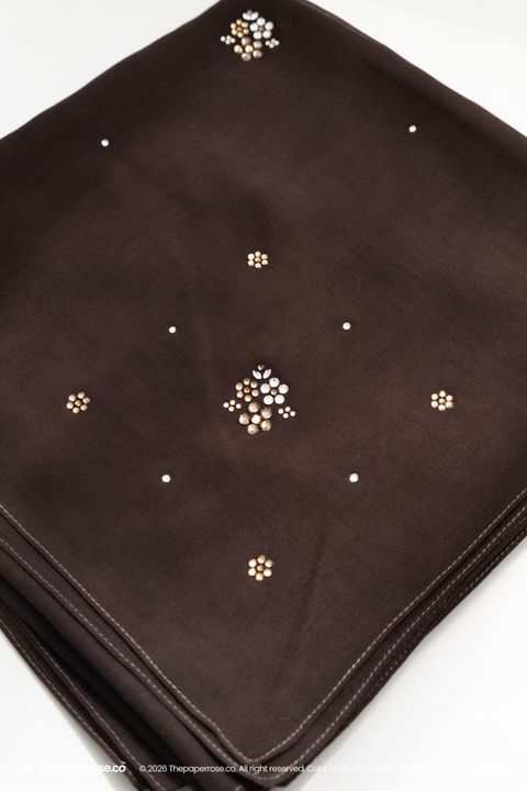 DSC08245 FULL RES AMELY BRUNETTE