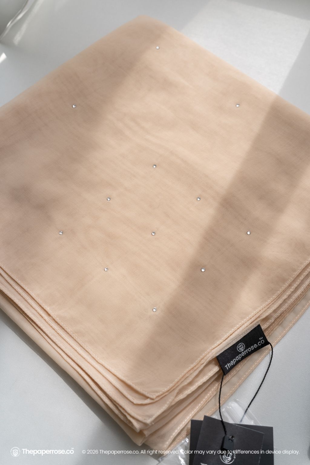 DSC08259 FULL RES PALE HONEY