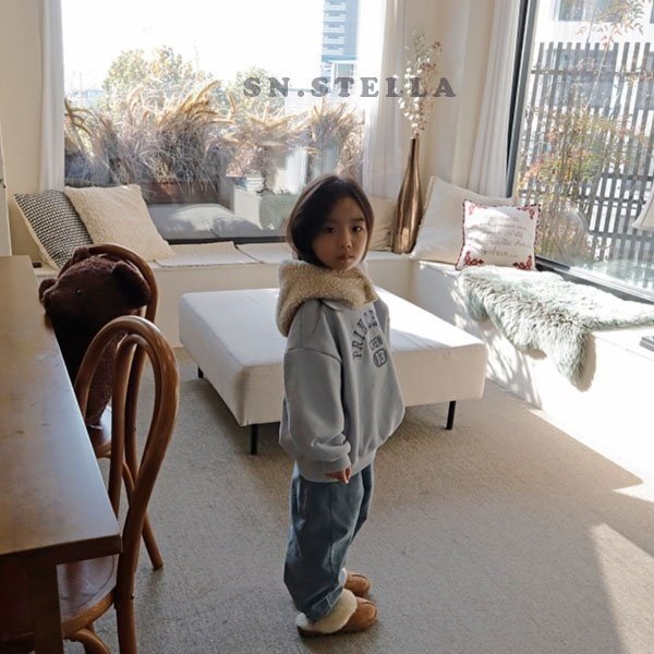 8143e67f27645dc2b96136dd18b0fa1a