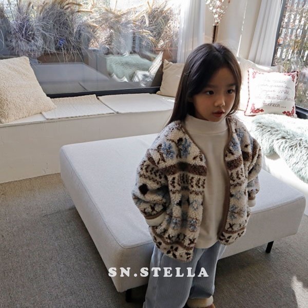 80c01b96bc159402d0ee623a2055ebf6 3