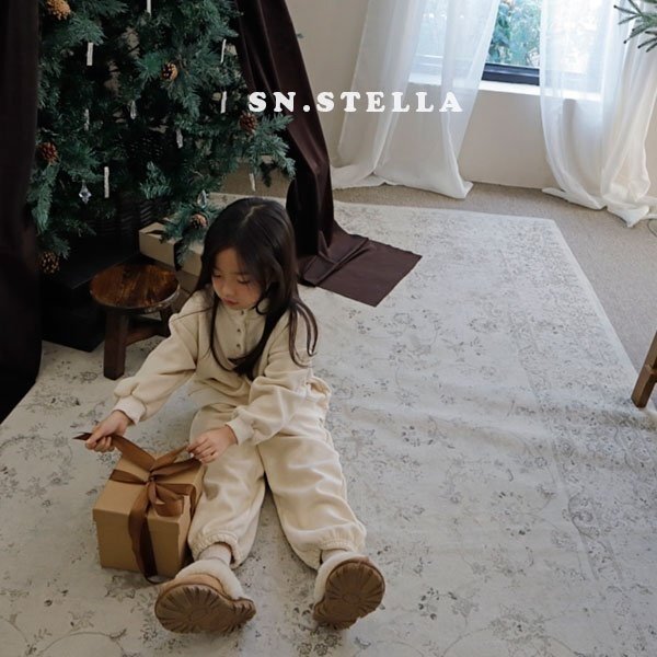 3977307f8eece5d5325de90af0900435 2