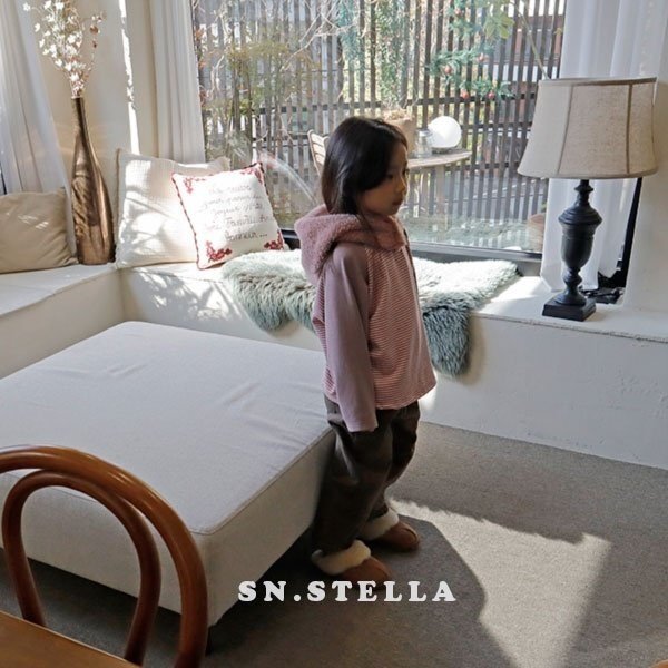 c556e1dd6cf27bdb55b1a0d515319f46 4