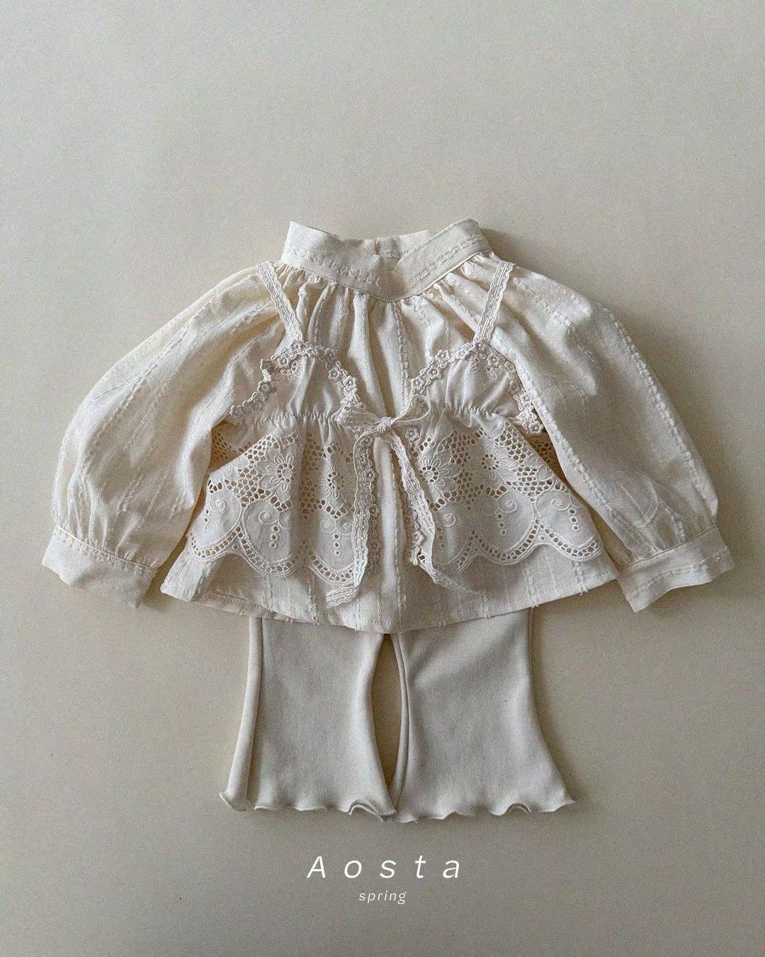 0934de40a5ea0fbceb51d4deef4284bc 2