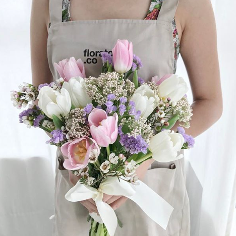 Le Merrier Tulips - $158.png
