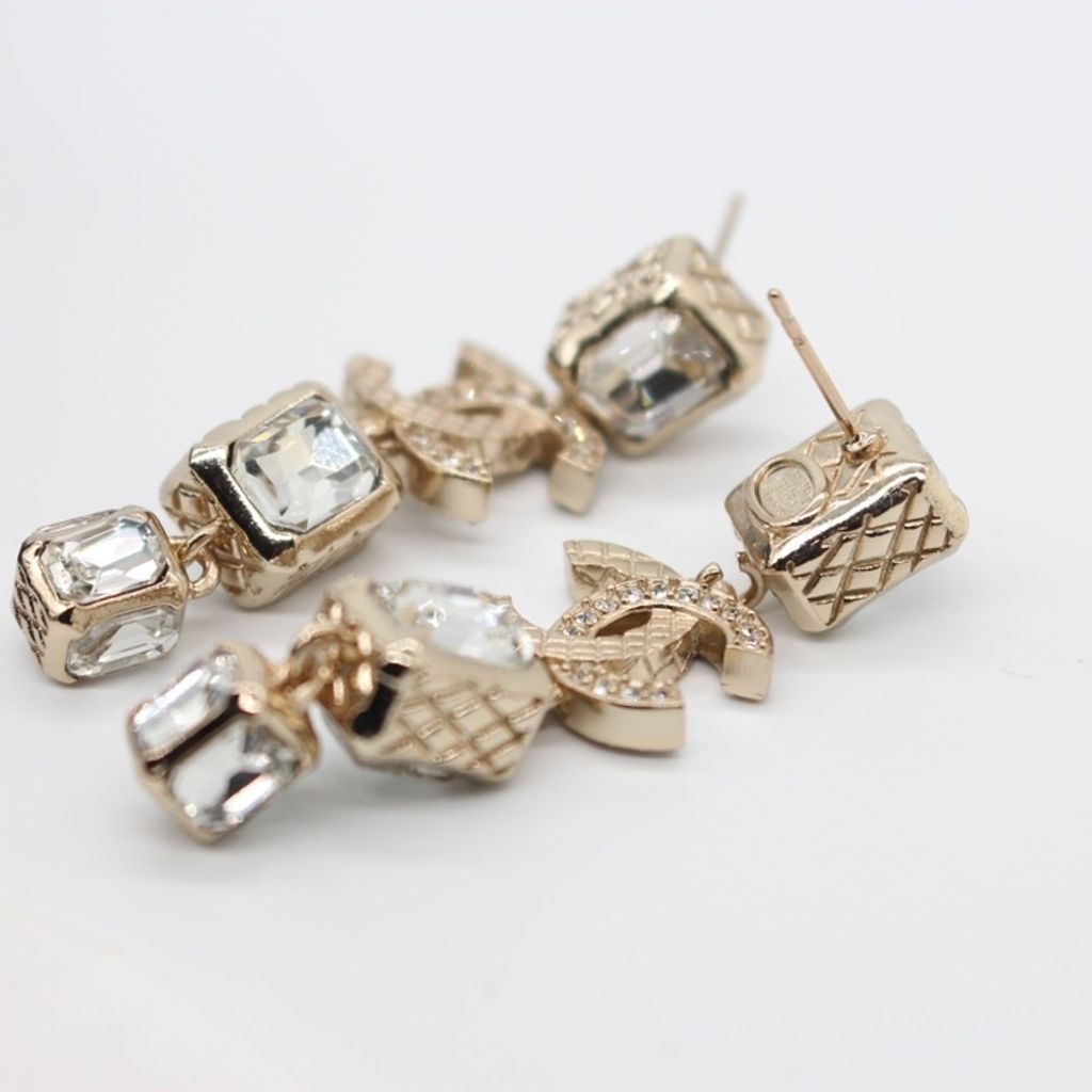 tw-11134207-7r990-ln96dyw5l28p87
