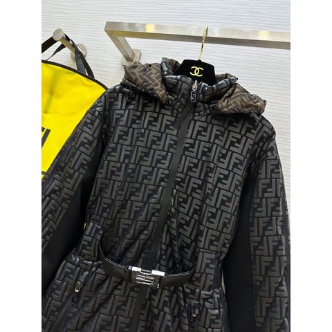 tw-11134207-7r990-lq3hwdvcqe3cb8