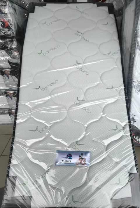 12f77cf8063d0259794c1dbe905fe74