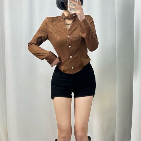 tw-11134207-820lc-mlcjibio5vr54b