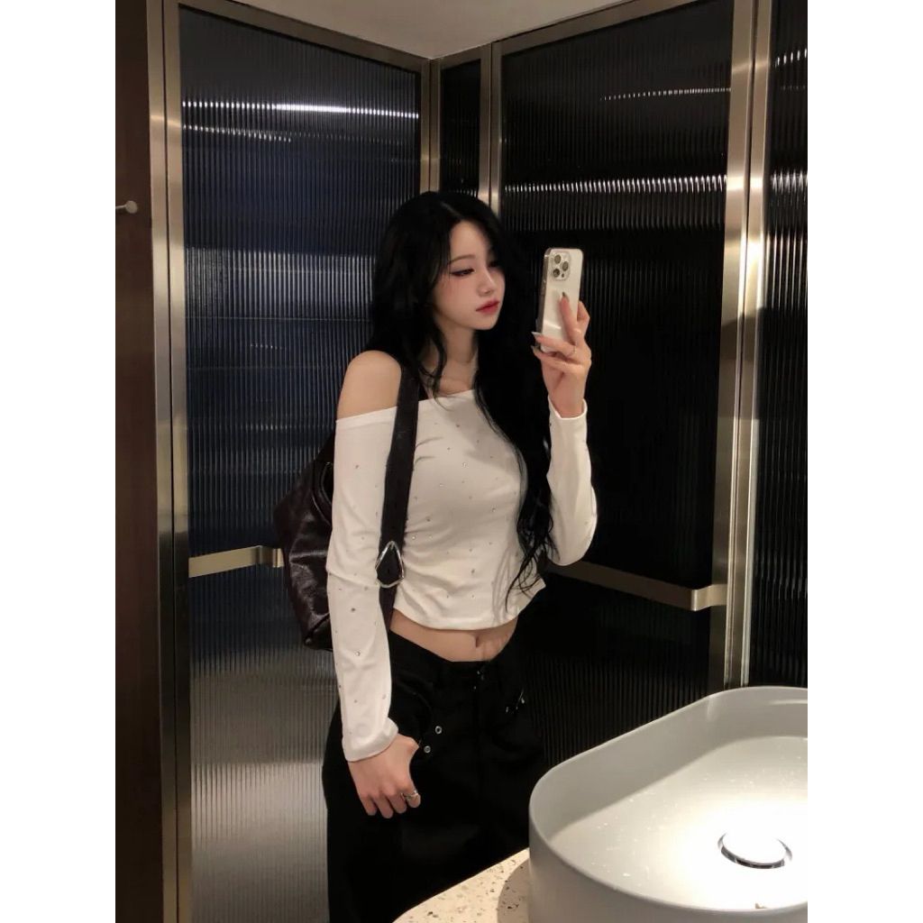 tw-11134207-820li-mlnvju9mdrsxfa