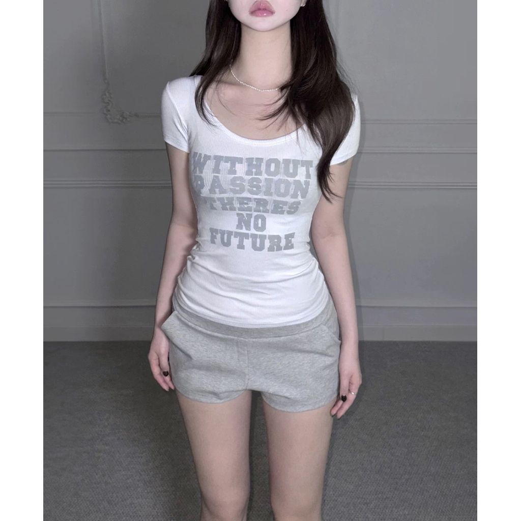 tw-11134207-820l9-mlnv2op5m8zk5a