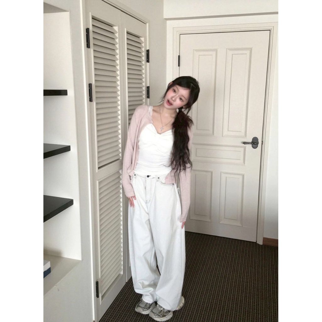 tw-11134207-820lh-mmuv7475wveqc1