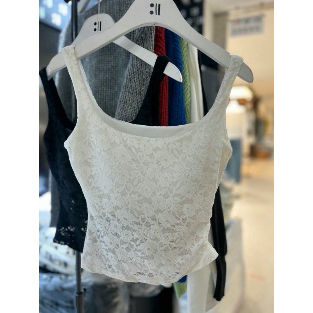 tw-11134207-820lg-mn5p62hio3ya79