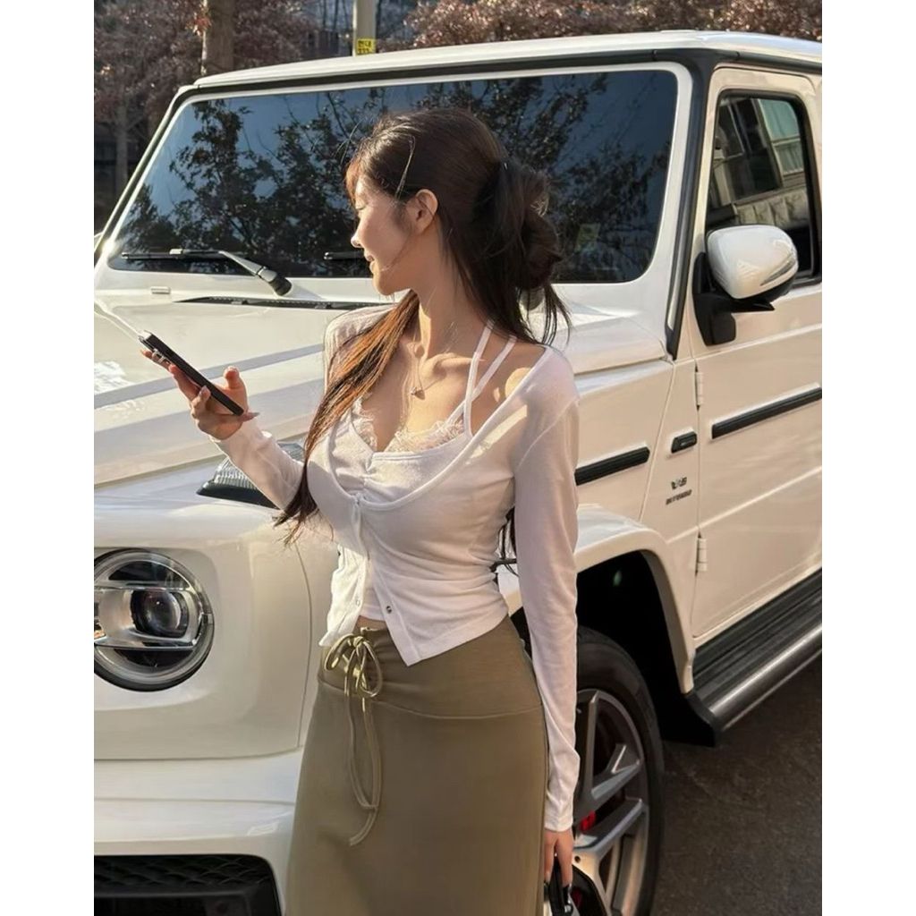 tw-11134207-820la-mn5xezj61x51a9