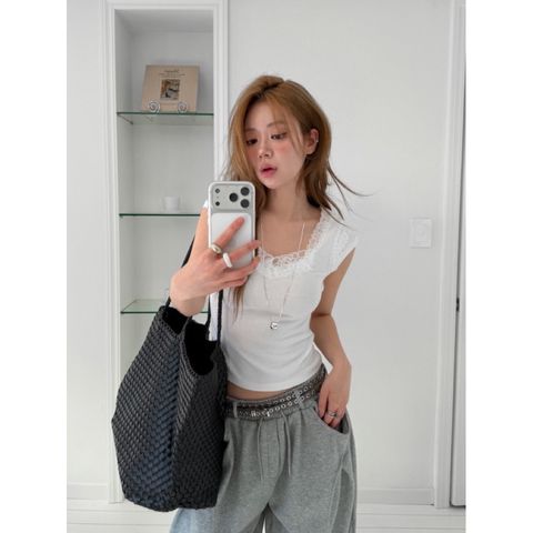 tw-11134207-820la-mmus7unl6878db