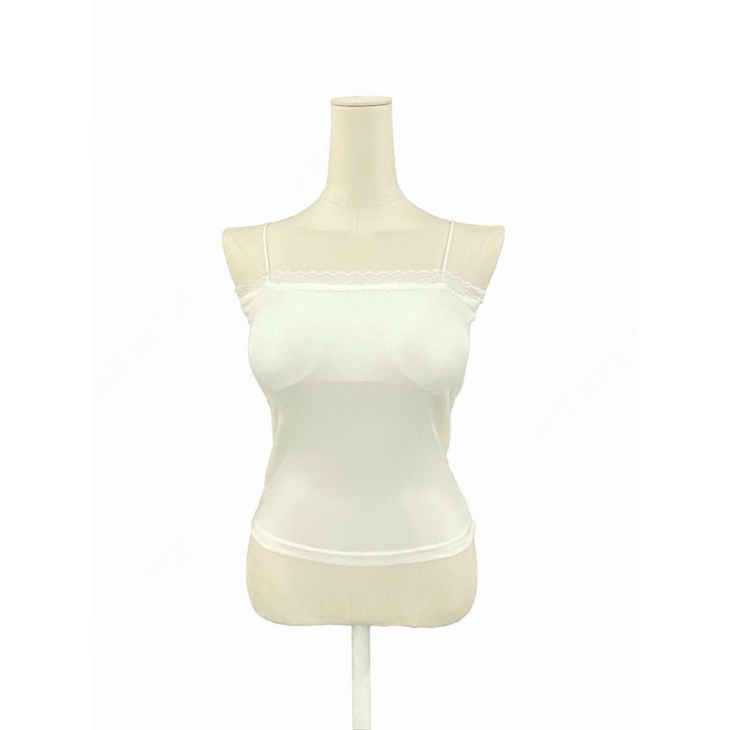 tw-11134207-820lg-mojamj6fs557b5