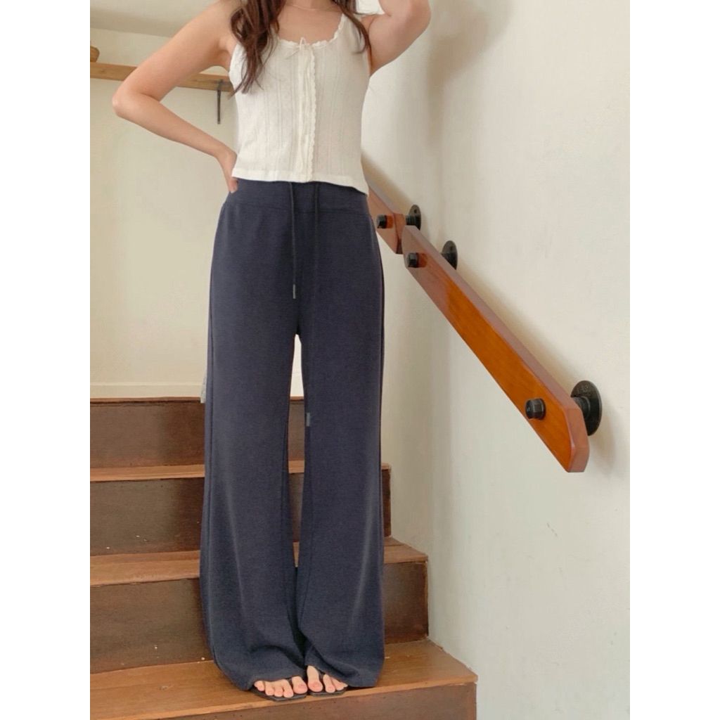 tw-11134207-820lh-momiq4x0fndbb4