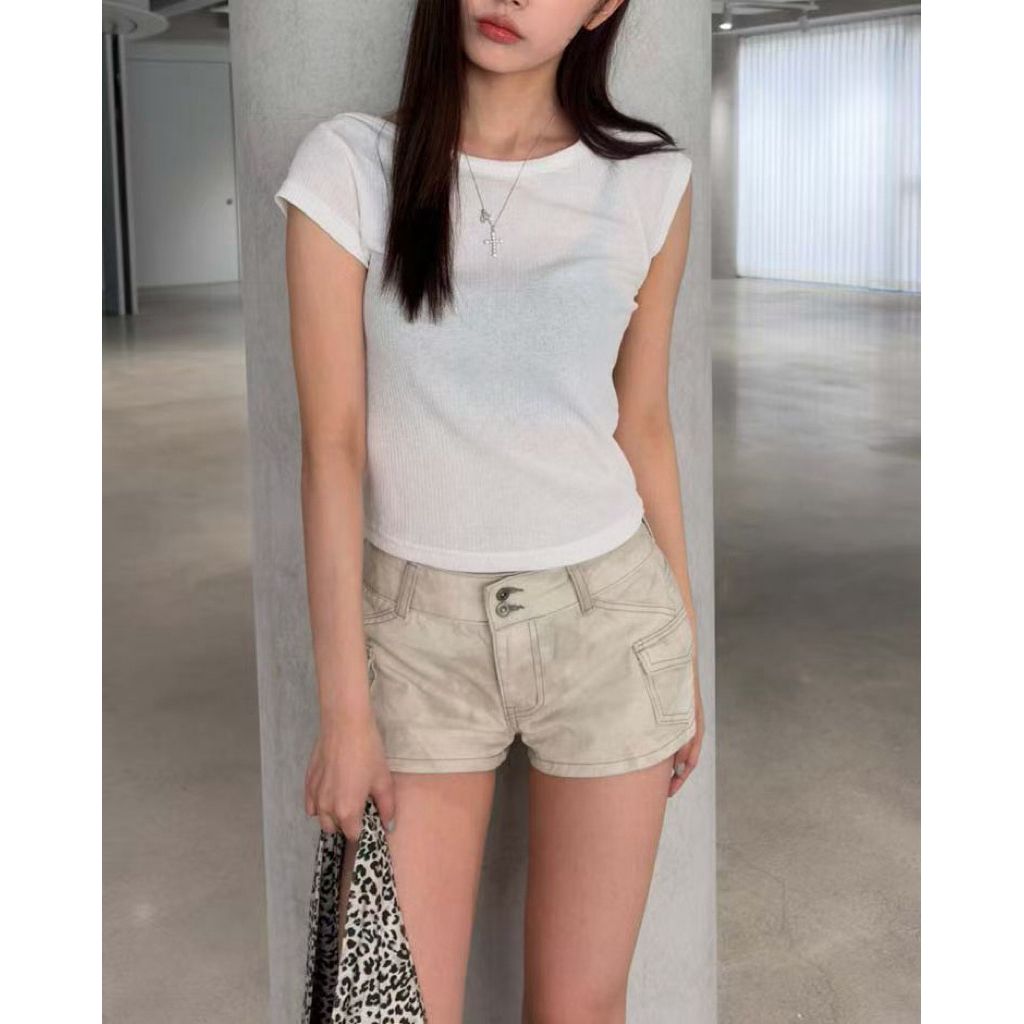 tw-11134207-820le-momis9on6i301b