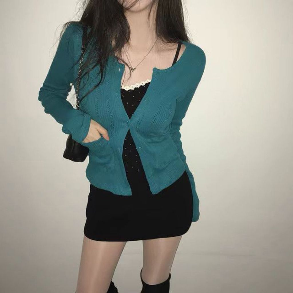 tw-11134207-820le-moqml9upr2tq9b