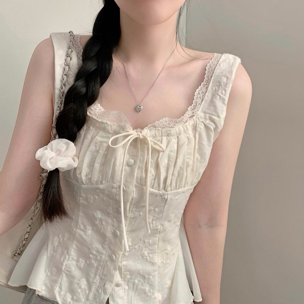 tw-11134207-820la-mperjouise0xca