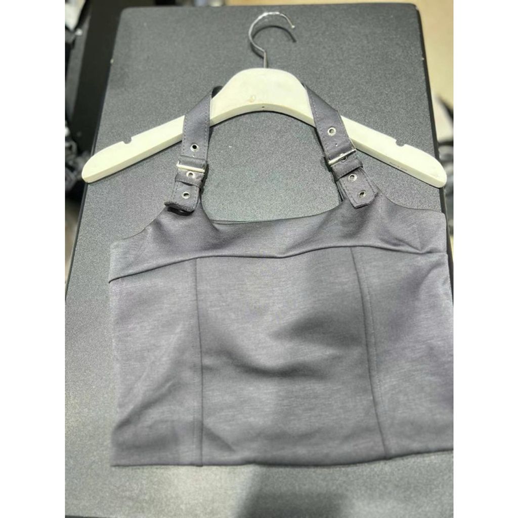 tw-11134207-7r992-lu953vob9v7x9e