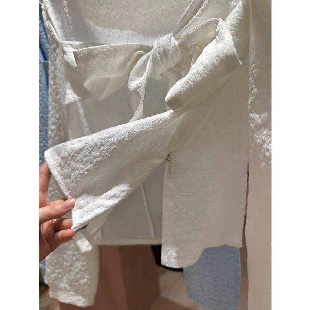 tw-11134207-7r98s-lsnvpk9iyaqa7e