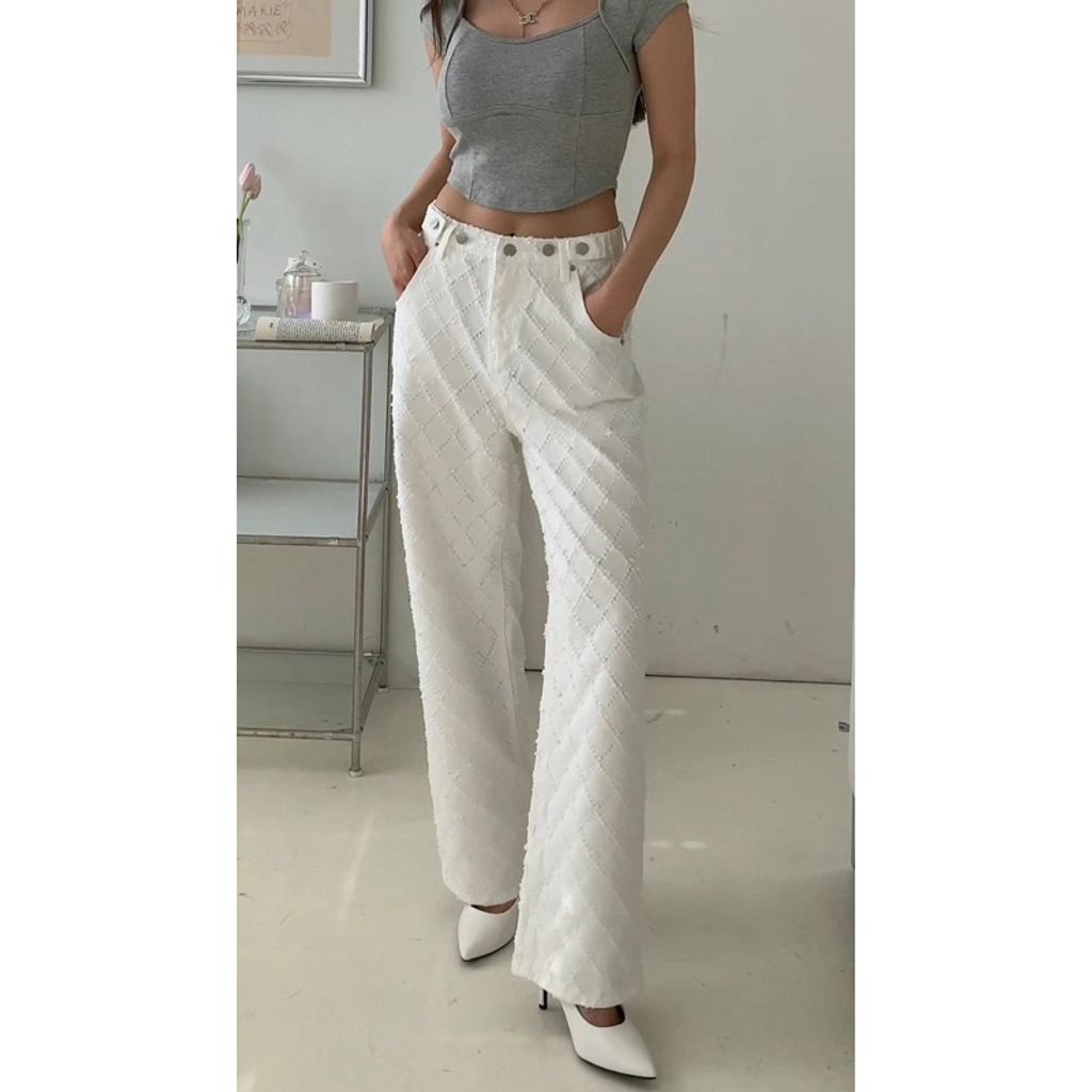 tw-11134207-7r98v-lui3azqv4gcr1c