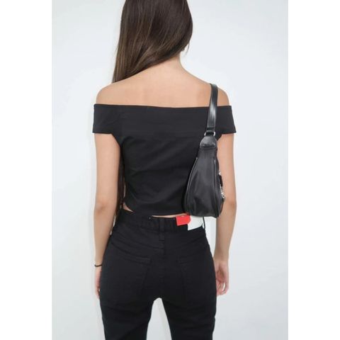 tw-11134207-7r98o-lkzf05r7b8k11e