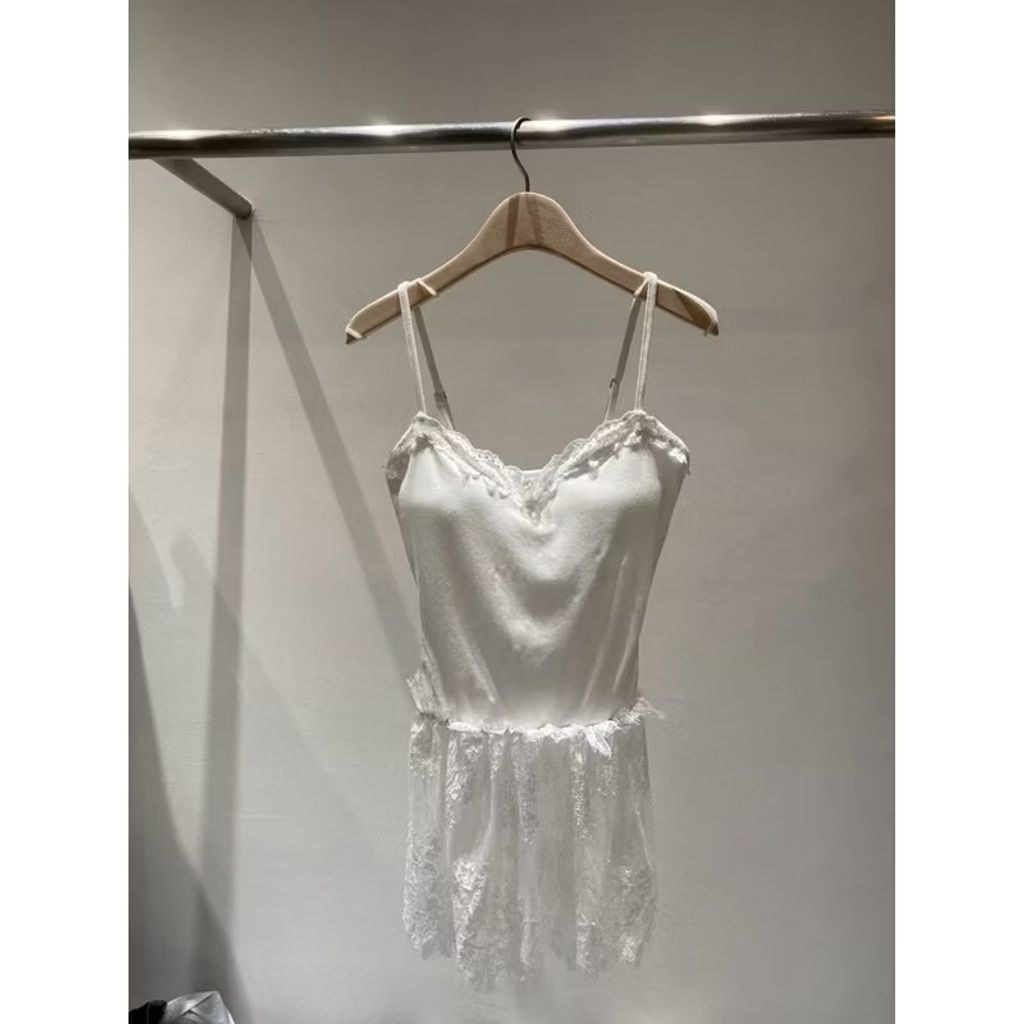 tw-11134207-7r992-m0a87v8u63831a