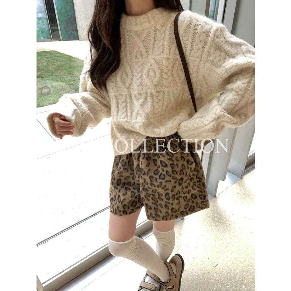 tw-11134207-7rasj-m1m5r0zz15i570