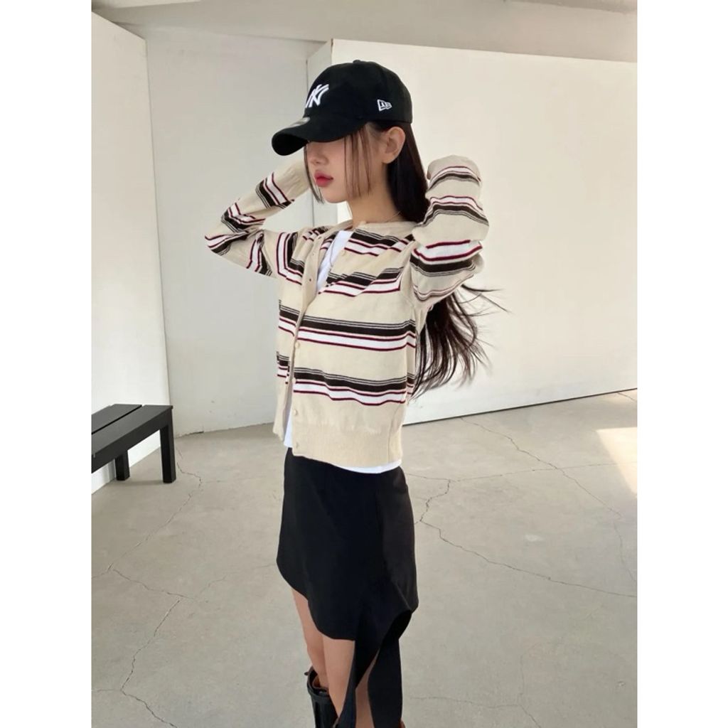 tw-11134207-7rbk9-m6fcg2xgj7fm82