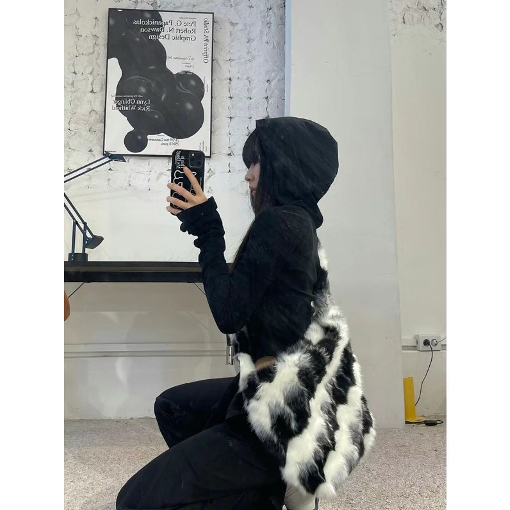 tw-11134207-7rbk4-m6i40duhlikf86