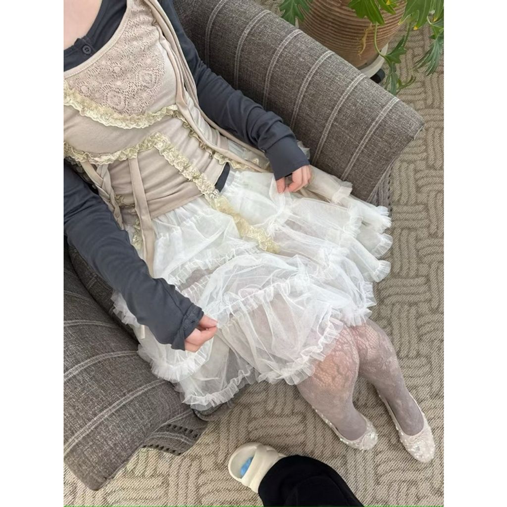 tw-11134207-7rbk0-m8vr49n738g543