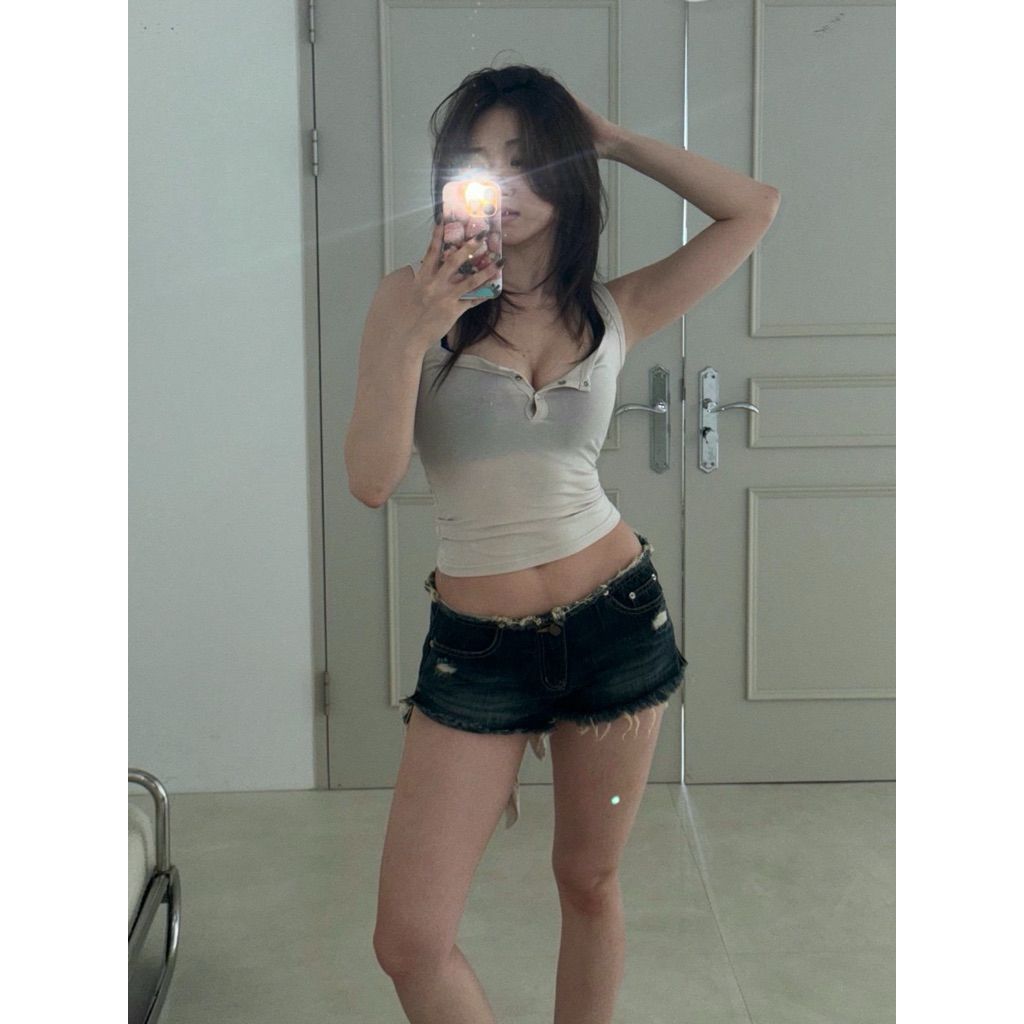 tw-11134207-81ztj-me1skwyk2ayqda