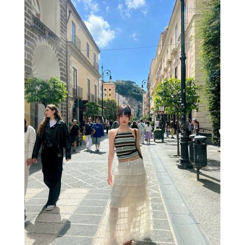 tw-11134207-81ztg-me1v4jx9nw8z9f