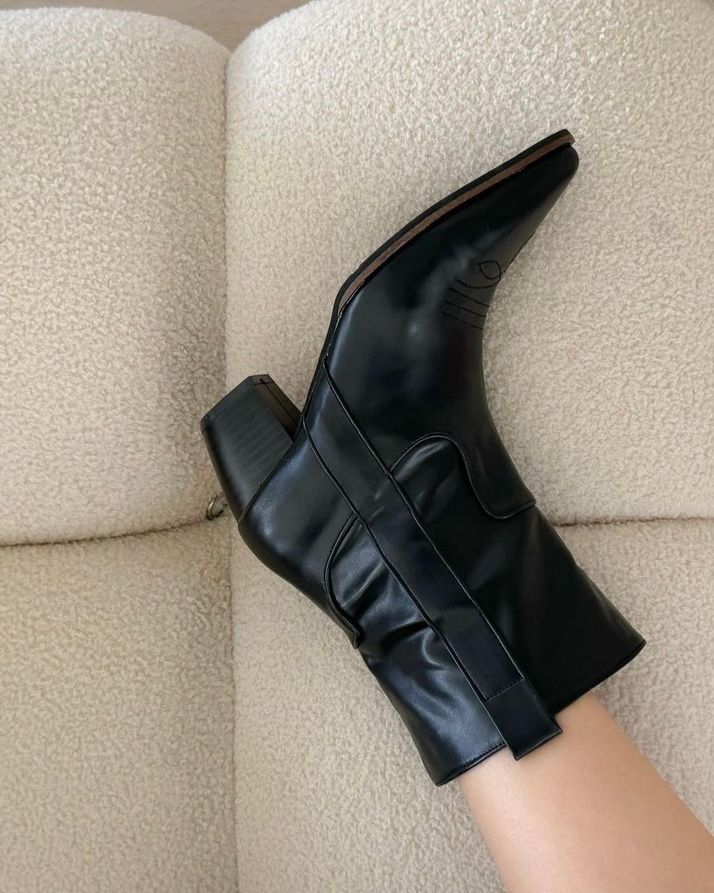 image_B2ABAE48-ECA0-440D-BBB7-8D4AEB411F85_1758407389