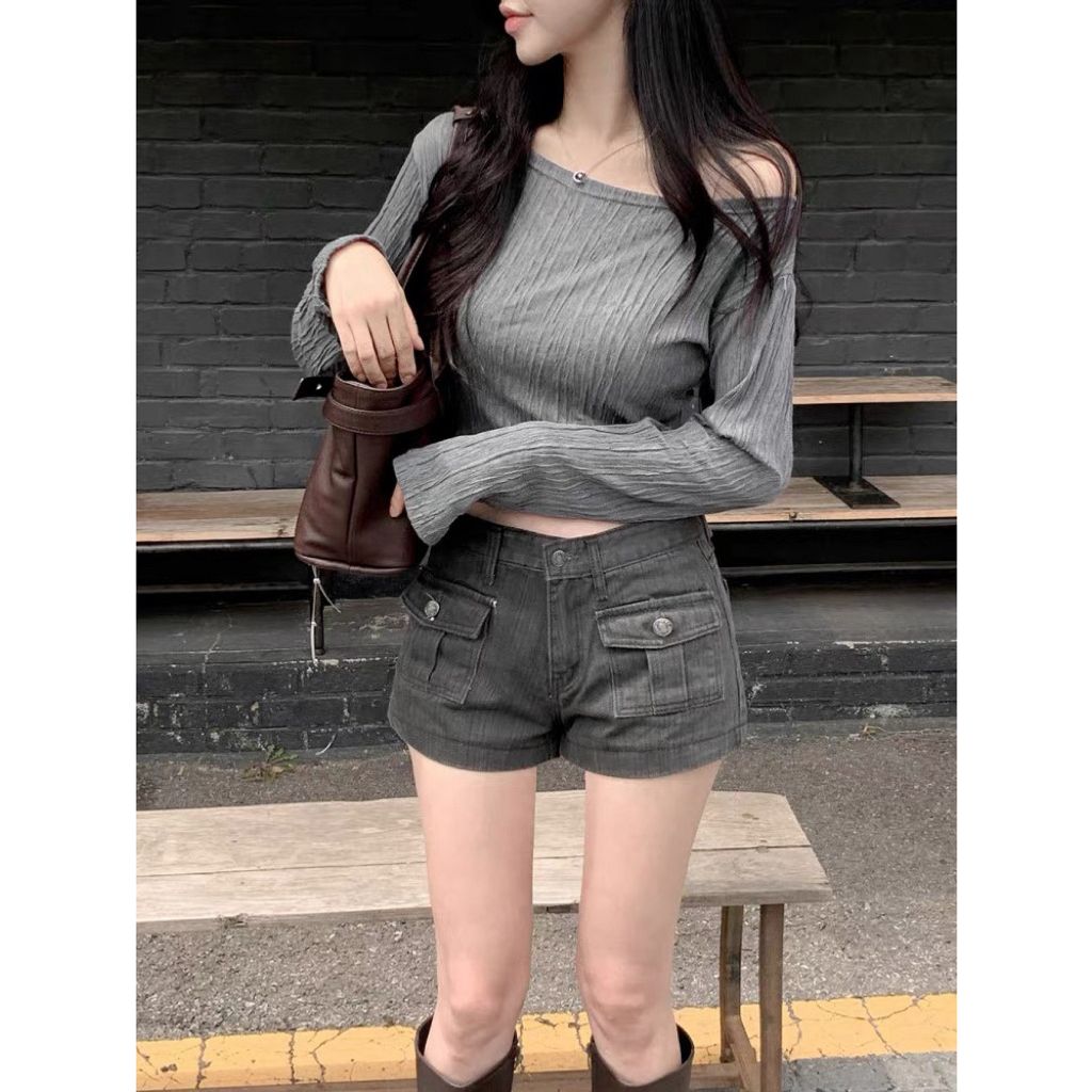 tw-11134207-81ztl-mg2ku9zf9y4q8b