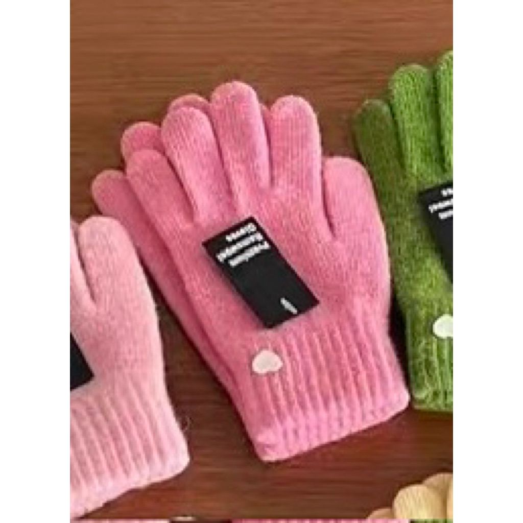 tw-11134207-81ztl-mhgst0hy3itgea