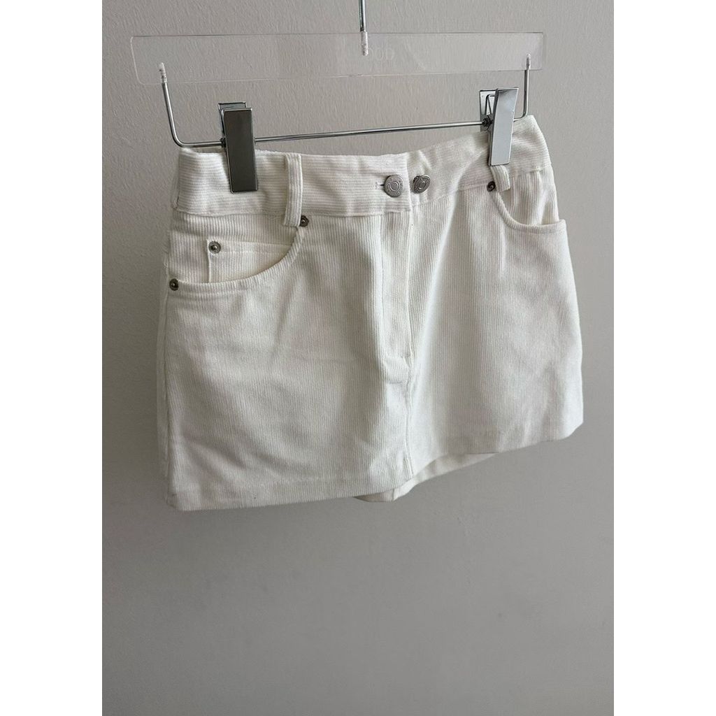 tw-11134207-81ztl-mhgzcqda3vgjb1