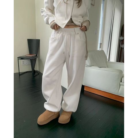 tw-11134207-81ztm-mhgzlcfvp4w451